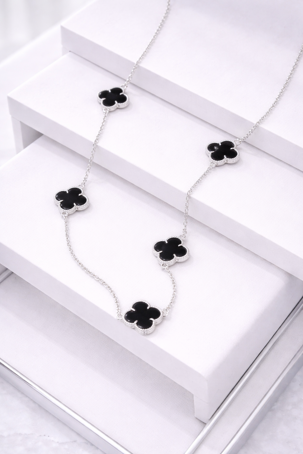 COLLAR TRÉBOL MÁGICO - COMPRA 3 Y LLÉVATE + 3 GRATIS SOLO HOY ☘️💎✨🎁🔥