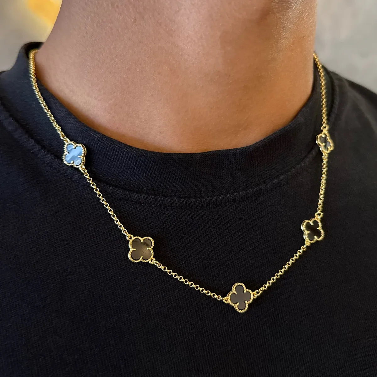 COLLAR TRÉBOL PREMIUM - COMPRA 3  Y LLÉVATE + 3 GRATIS SOLO HOY ☘️💎✨🎁🔥